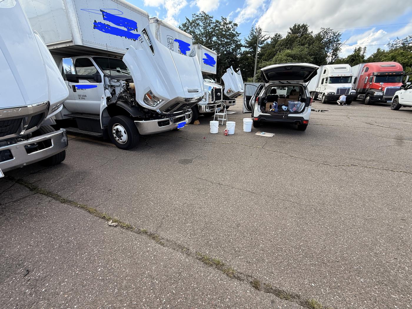 Fleet oil changes on commercial trucks in Connecticut
